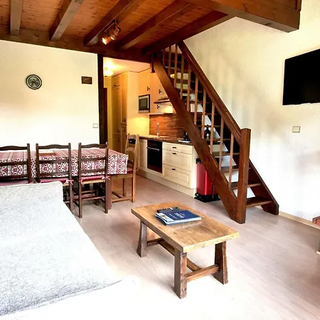 3 Pieces + Mezzanine, 71m², 7 Pers, Proche Centre, Balcon, Garage - Grand-bornand - Fr-1-458-98 Apartment